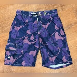GAP Purple Floral Swim Trunks Mens size 30 Long Board Shorts Beach size small